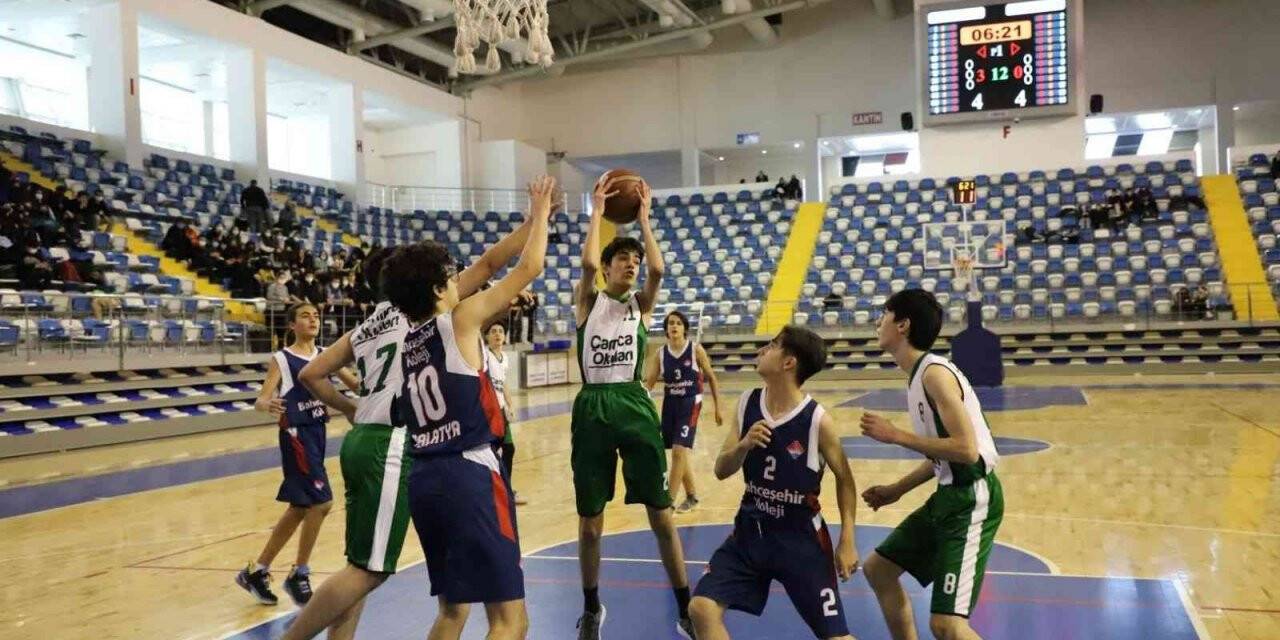 Okullararası Basketbol  Şampiyonası çekişmeli geçti