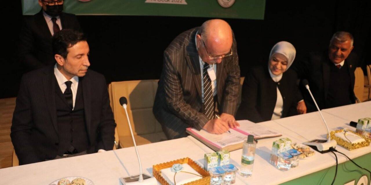 Birecik Belediyesinde toplu iş sözleşmesi sevinci