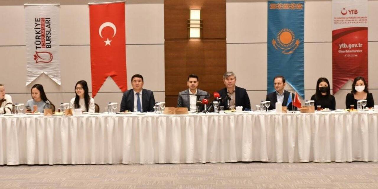 YTB Başkanı Eren: “Türkiye ile Kazakistan’ın arasındaki ilişkileri sizler geliştireceksiniz”