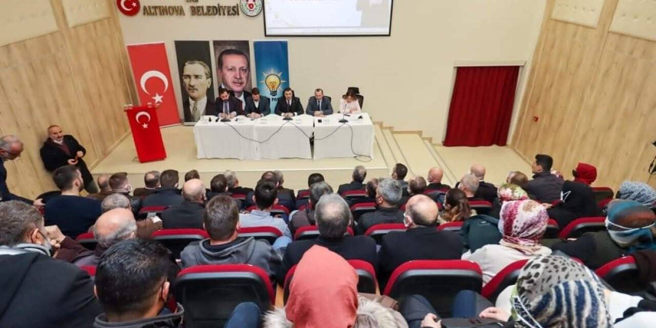 AK Parti Yalova İl Danışma Meclisi Altınova’da yapıldı