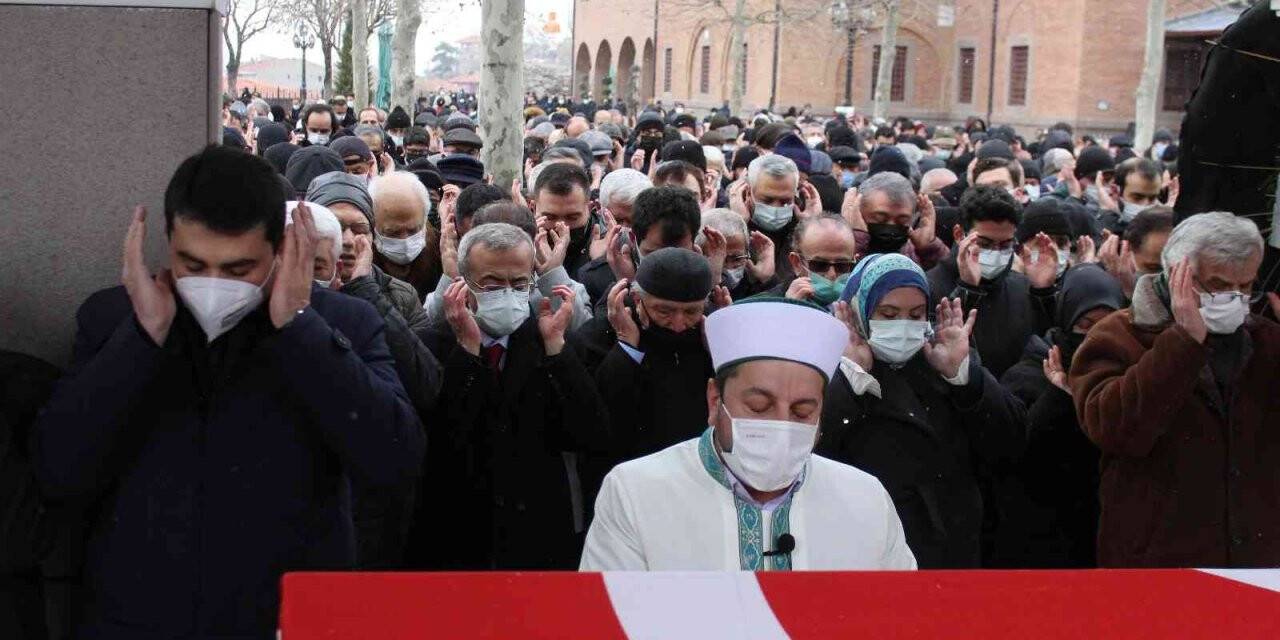 Millet Partisi Genel Başkanı Aykut Edibali, son yolculuğa uğurlandı