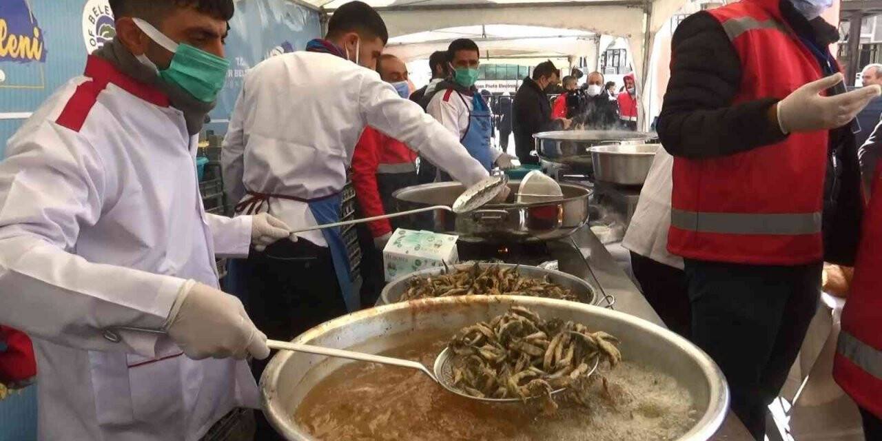 Diyarbakır’da hamsi festivali düzenlendi