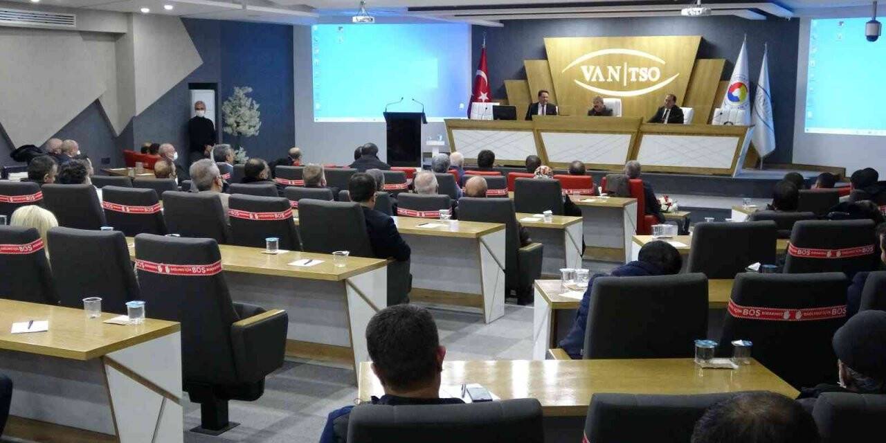 Van TSO’dan Geçmişten Geleceğe Van’ın Kalkınma Dinamikleri Sorunlar ve Çözümleri Paneli