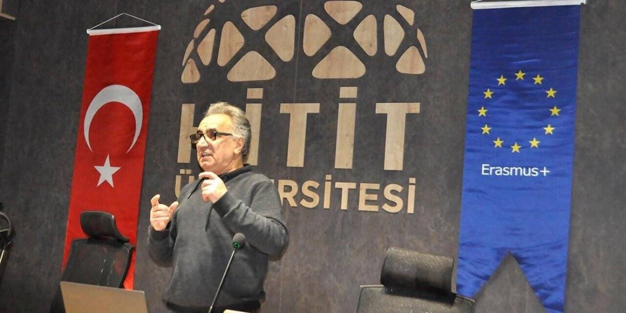 Eğitimcilere dijital yetenek semineri verildi