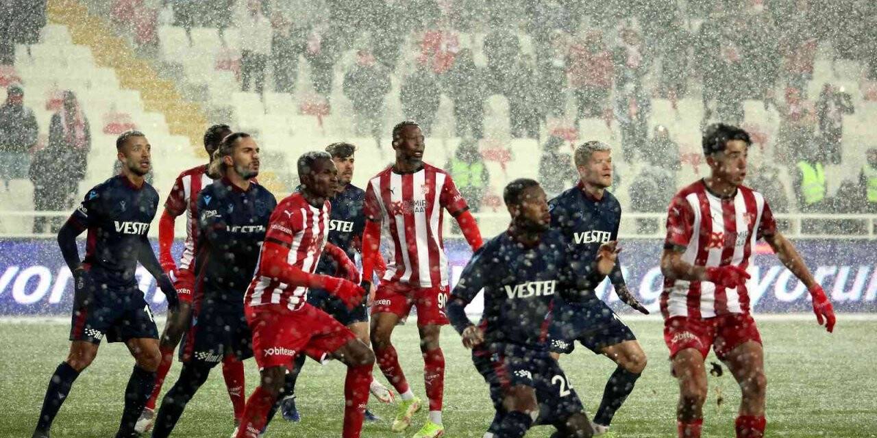 Spor Toto Süper Lig: DG Sivasspor: 1 - Trabzonspor: 1 (Maç sonucu)
