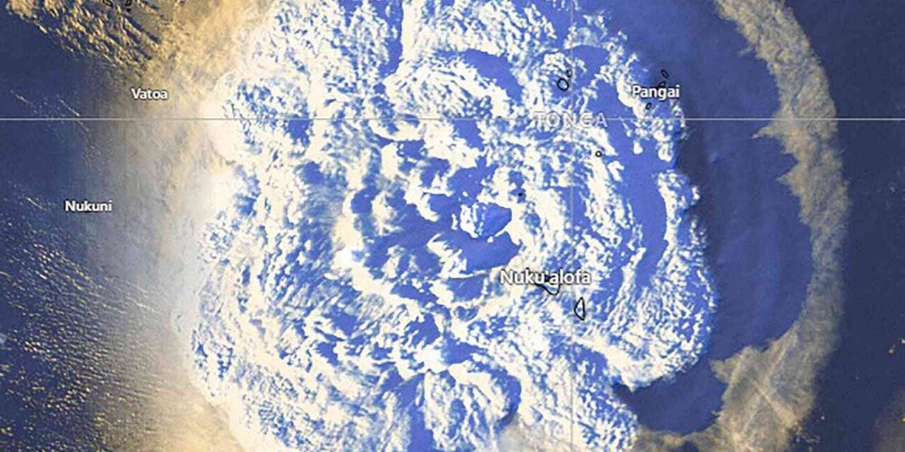 Tonga’daki yanardağ patlamasının ardından ABD için tsunami uyarısı