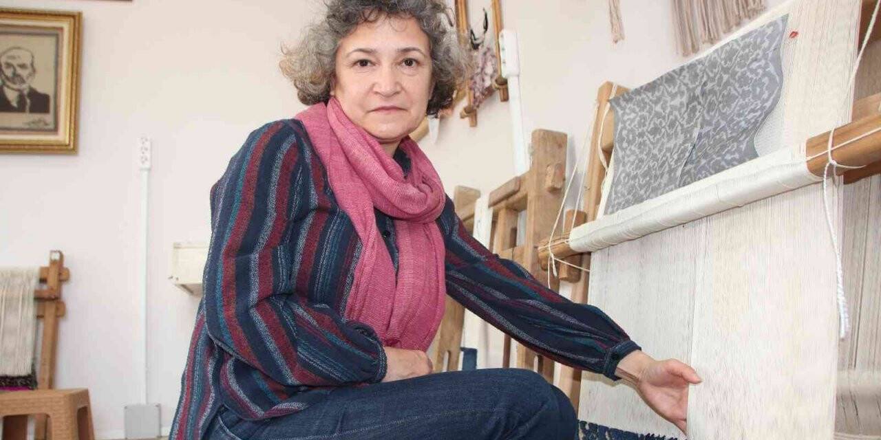 Fotoğrafına bakılıp ilmek ilmek işliyorlar