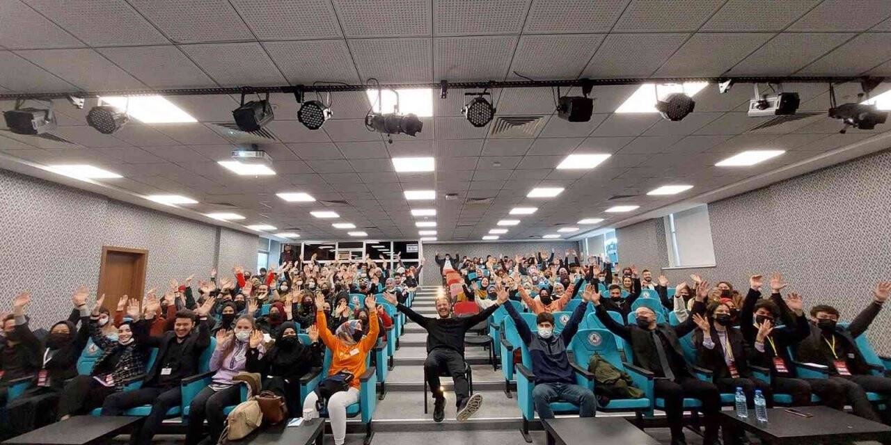 KTO Karatay’da 21. yüzyıl yetkinlikleri kampı düzenlendi