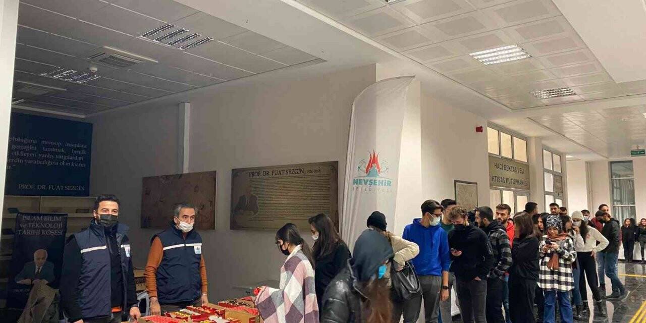 NEVÜ öğrencilerine her akşam farkı ikram