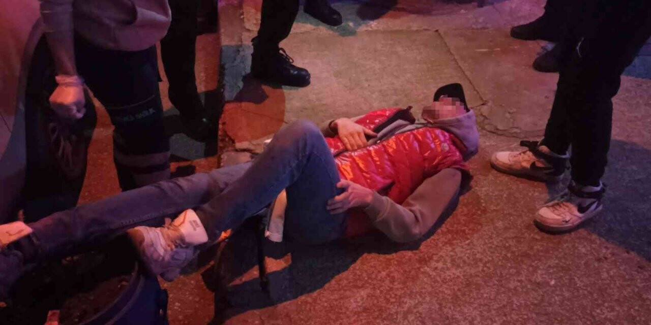 Bursa’da gençlerin kız kavgasında bıçaklar konuştu: 4 yaralı