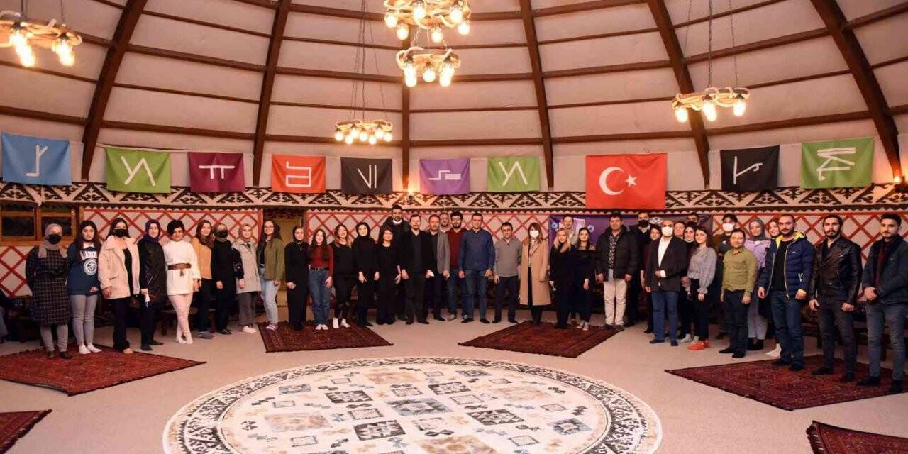 Hitit Üniversitesi’nden başarılı projelerin sahiplerine teşekkür