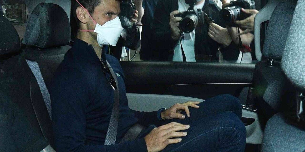 Djokovic, Sırbistan’a döndü