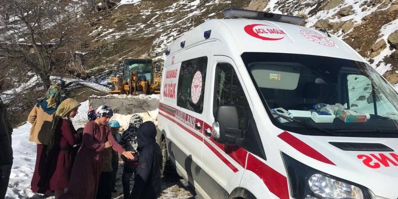 Batman’da sağlık ile şantiye ekipleri hasta çocuk için seferber oldu