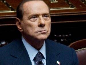 Lübnan Berlusconi'nin Yardımcısını Gönderiyor
