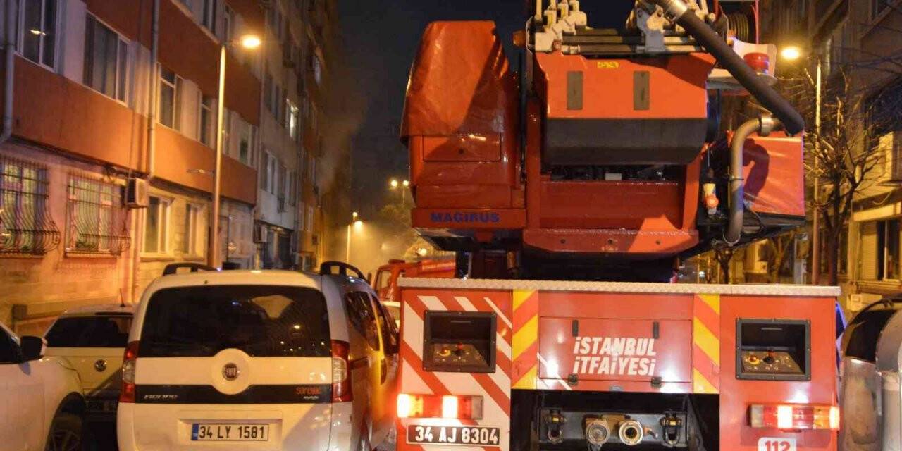 Şişli’de kullanılmayan binada çıkan yangın vatandaşı sokağa döktü