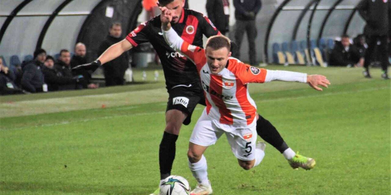 Spor Toto 1. Lig: Gençlerbirliği: 0 - Adanaspor: 3