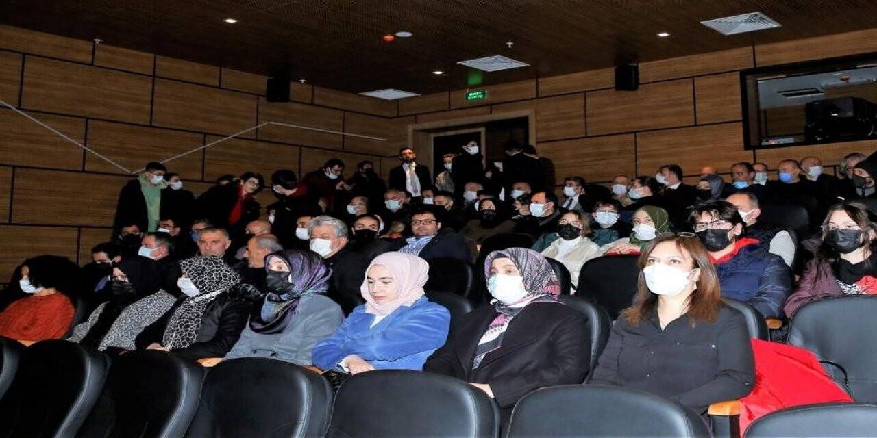 Bâbertî Külliyesinde bulunan sinema salonunun açılışı yapıldı