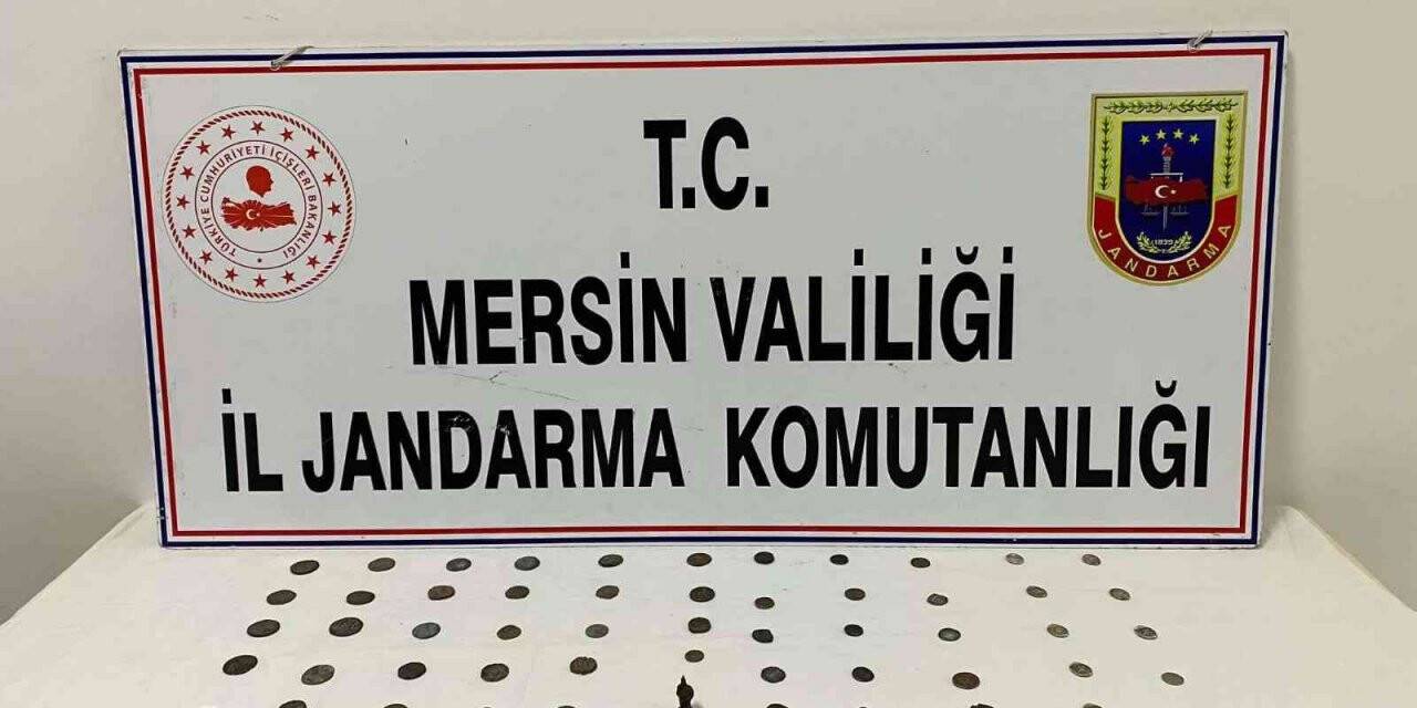 Mersin’de tarihi eserleri satmaya çalışan şüpheli suçüstü yakalandı