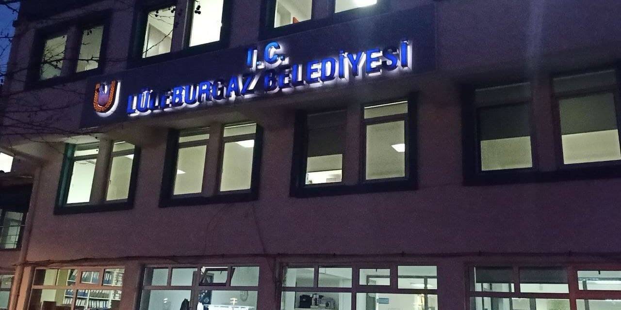 Lüleburgaz Belediyesini 10 dolara satın aldılar