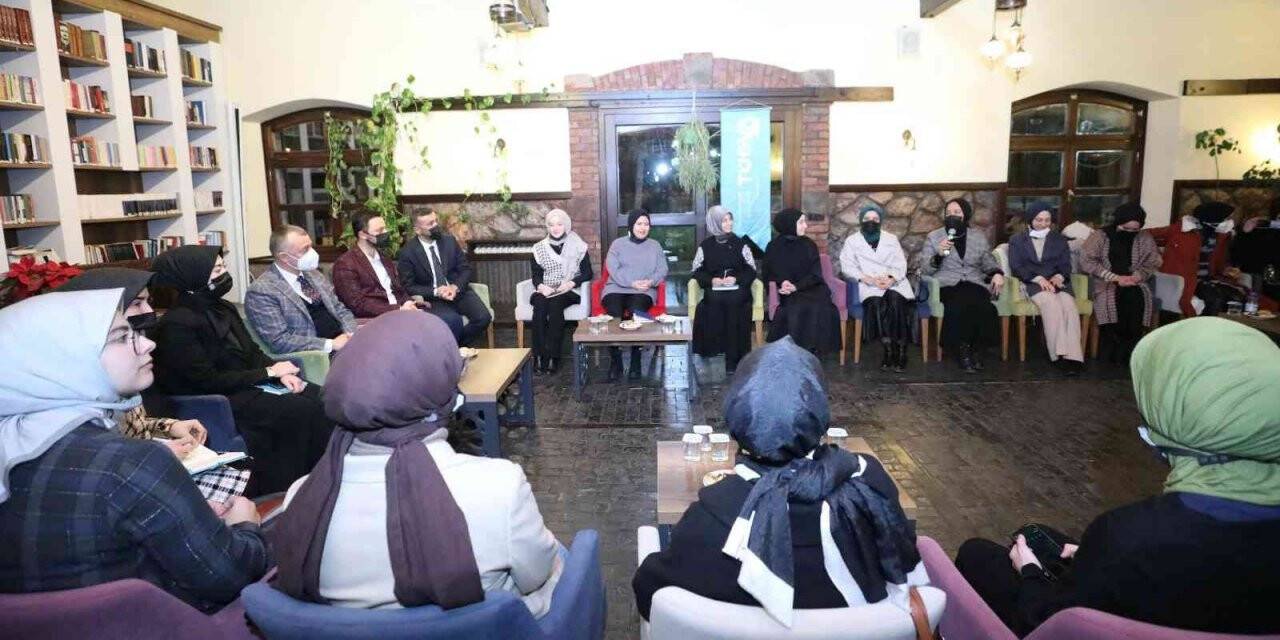 Başkan Büyükakın: "Aklınızı kiraya vermeyin"