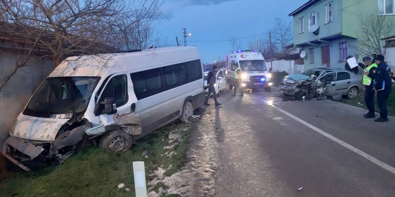 Tekirdağ’da feci kaza: 15 yaralı