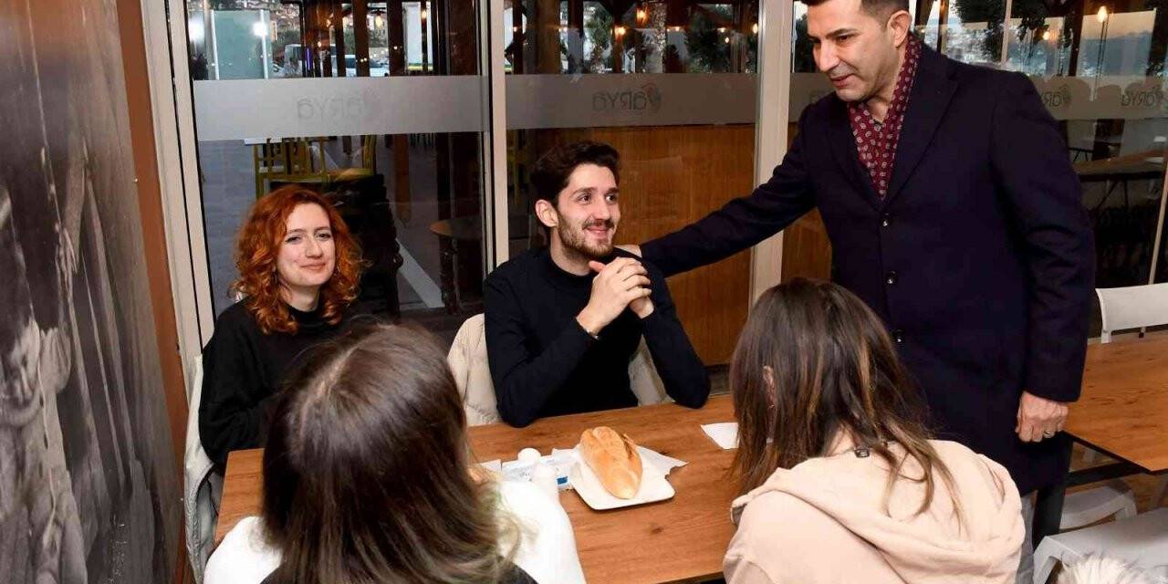 Başkan Günel, öğrencilerle bir araya geldi