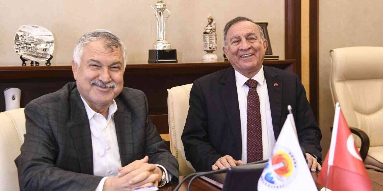 Kent Meydanı Projesi Büyükşehir’e devredildi