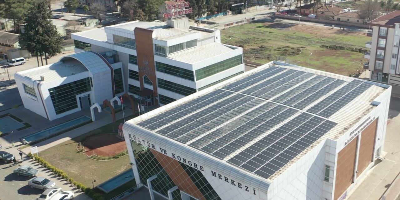 Kongre merkezine güneş enerjisi santrali (GES) kuruldu