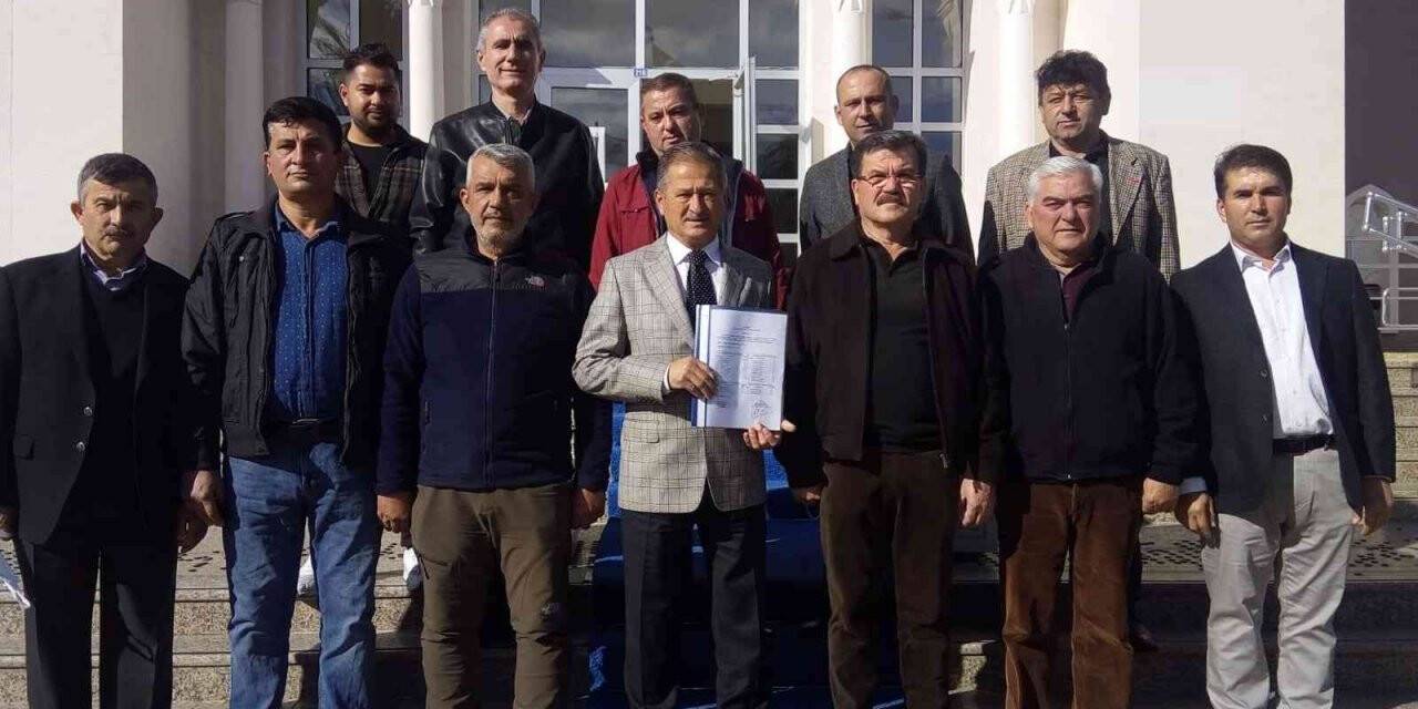 Fethiye esnaf ve Sanatkarlar Odası Başkanı Soydemir, mazbatasını aldı