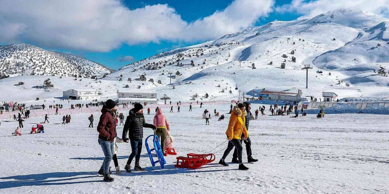 Denizli’nin ikinci beyaz cenneti ziyaretçi akınına uğruyor