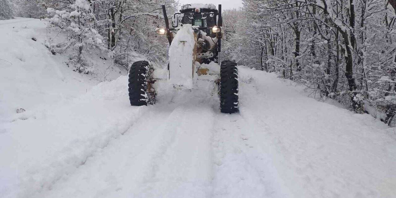 Bafra’da karla mücadele