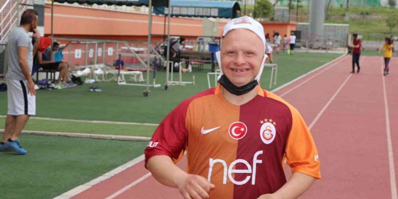 Down sendromlu sporcu Sedat Kızmaz’dan büyük başarı