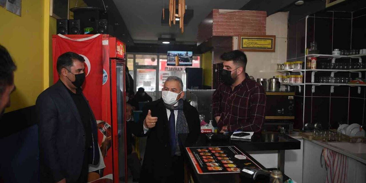 Başkan Büyükkılıç’tan Hunat esnafına ziyaret