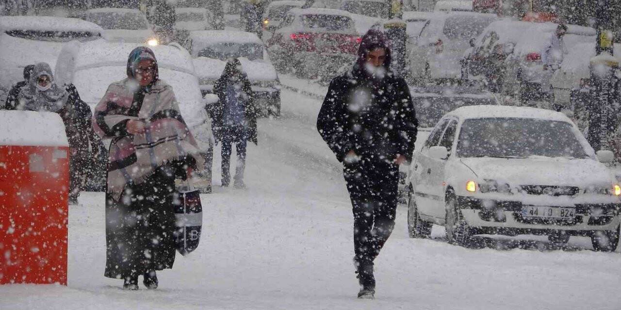 Meteoroloji uyardı, Bingöl’de kar yağışı başladı
