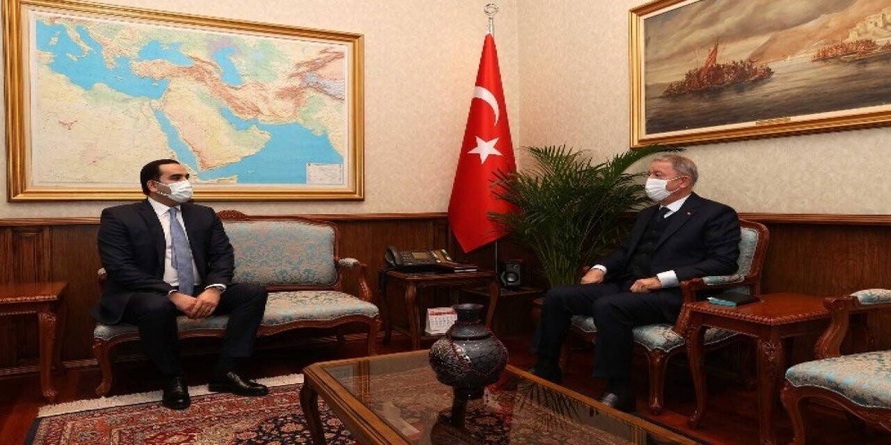 MSB: "Millî Savunma Bakanı Hulusi Akar, Tacikistan’ın Ankara Büyükelçisi Ashrafjon Gulov’u kabul etti."