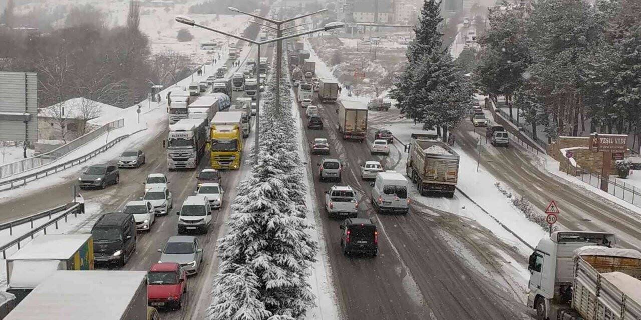 Uşak’ta eğitime 1 gün daha ara verildi