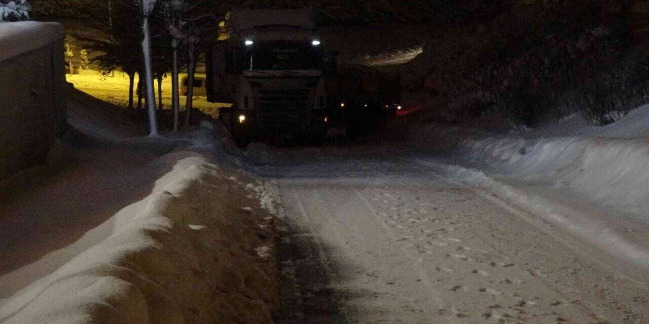 Bolu’da kar yağışı etkisini azalttı