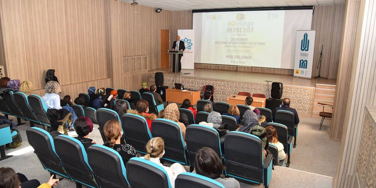 Çocukluk Mesleği Projesi kapsamında eğitimler düzenlendi