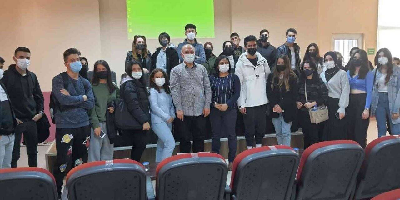 ADÜ’de ’Beliren Yetişkinlik’ konulu seminer düzenlendi