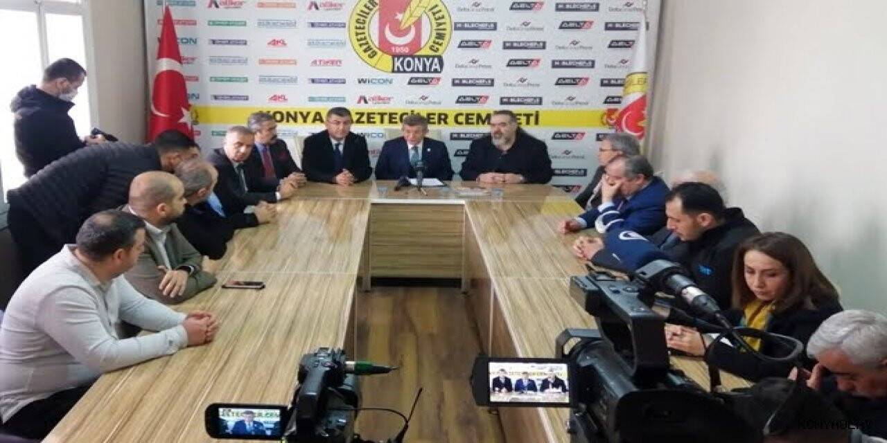 Davutoğlu: Yerel basın halkın gerçek sözcüsüdür