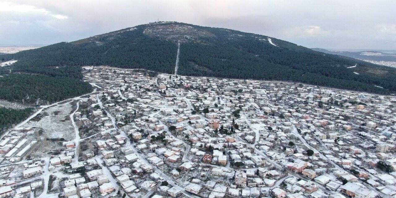 Kar yağışıyla Aydos Ormanı’nda kartpostallık görüntüler havadan görüntülendi
