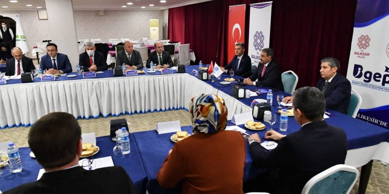 Vali Şıldak Gönen’de BİGEP’i değerlendirdi