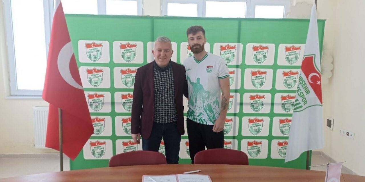 Kırşehir Belediye Spor’a Play-Off takviyesi