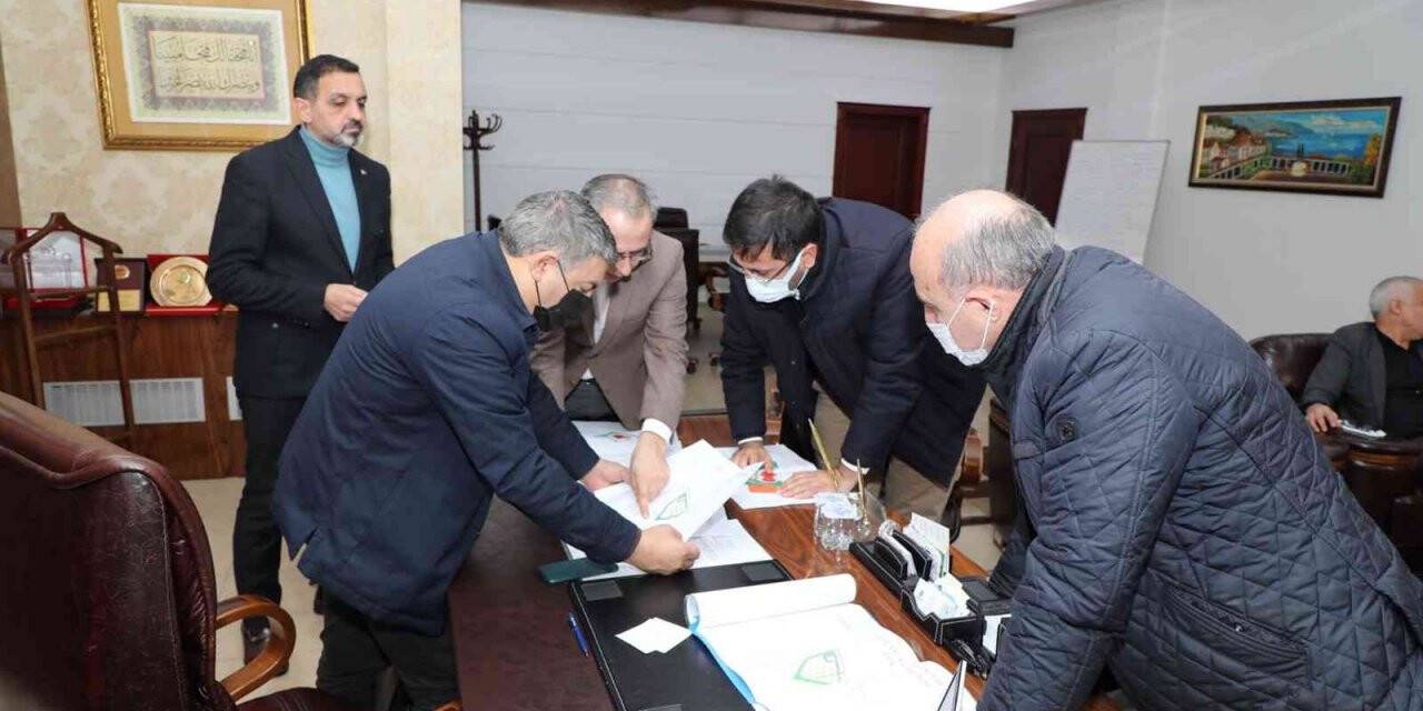 Dilovası’na yapılacak parklar için start verildi