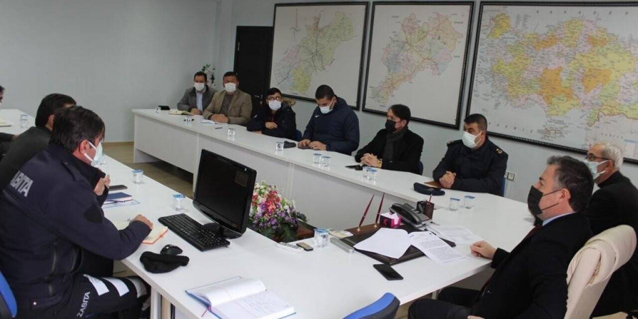Dinar’da ‘Kış Tedbirleri’ toplantısı gerçekleştirildi