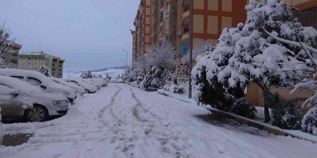 Kilis’te 109 köy yolu kar nedeniyle kapandı