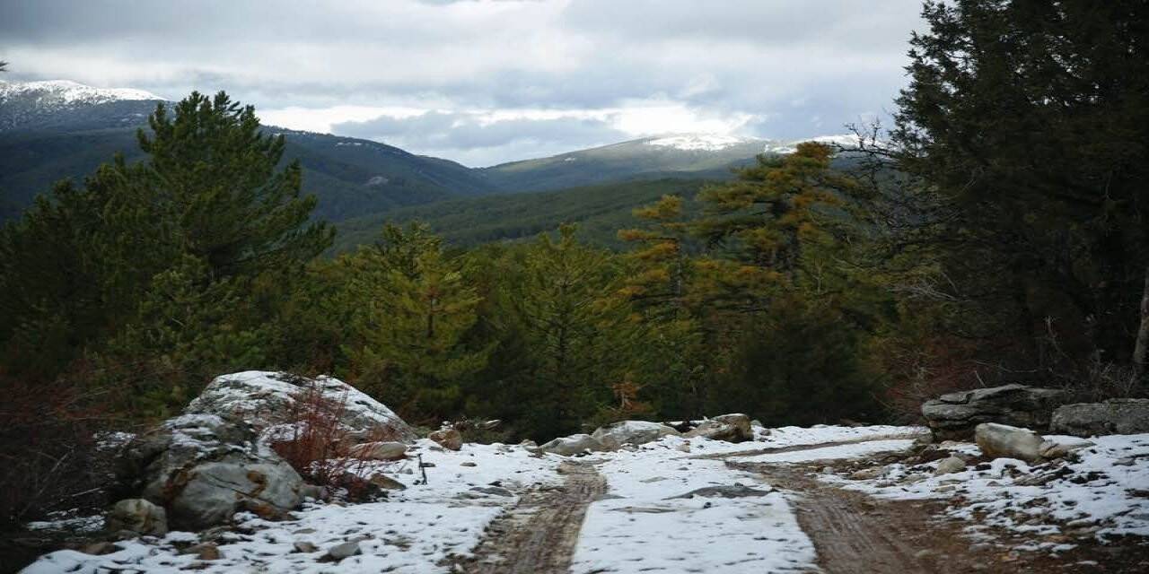 Akdağ Tabiat Parkı’nda muhteşem kış görüntüsü