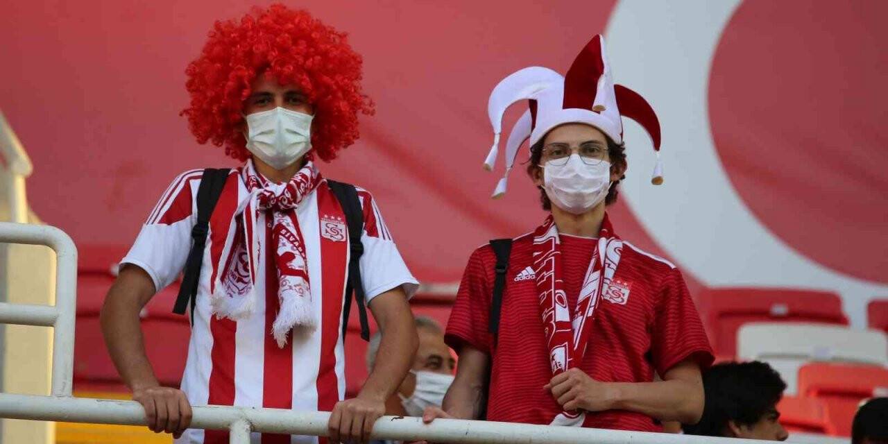 Sivasspor - Fenerbahçe maçının biletleri satışta