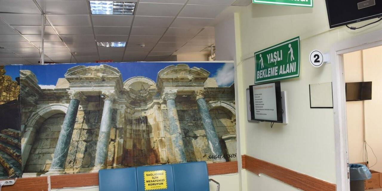 Burdur’da tüm hastanelerde ‘yaşlı dostu hastane konsepti’