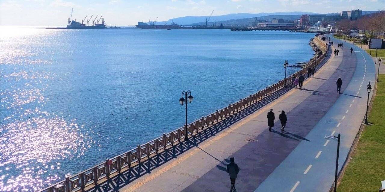 Doğuda kar, batıda güneş